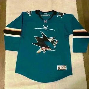 San José Sharks NHL Team Jersey